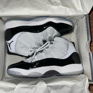 Air Jordan 11 retro Concorde 7Y